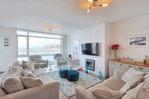 Photo 21- click for photo gallery